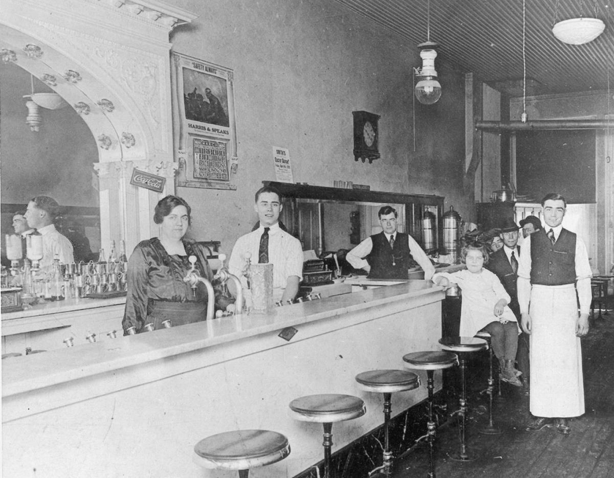 W S Dale restaurant Main St Paris c 1920